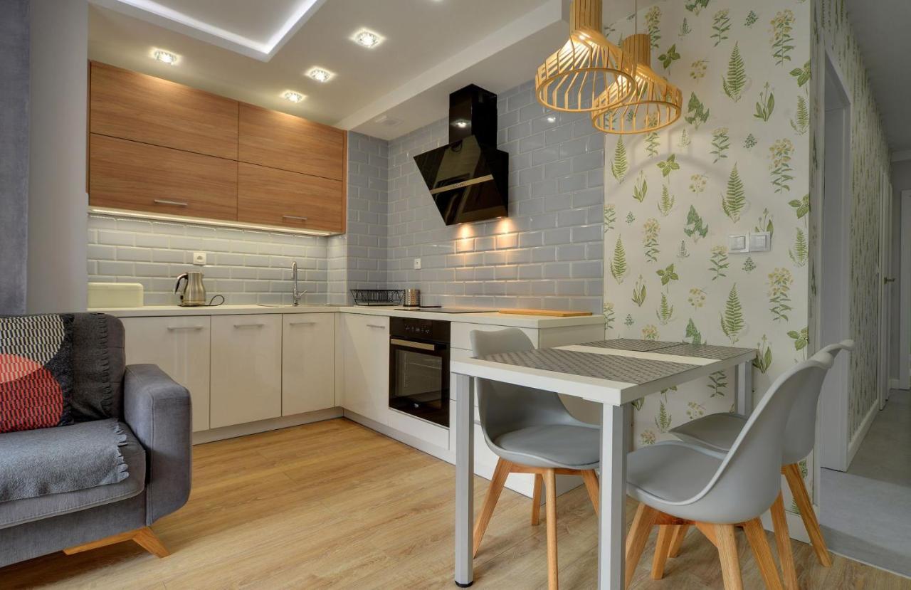 Apart Invest Warynskiego 12 Szklarska Poręba Esterno foto
